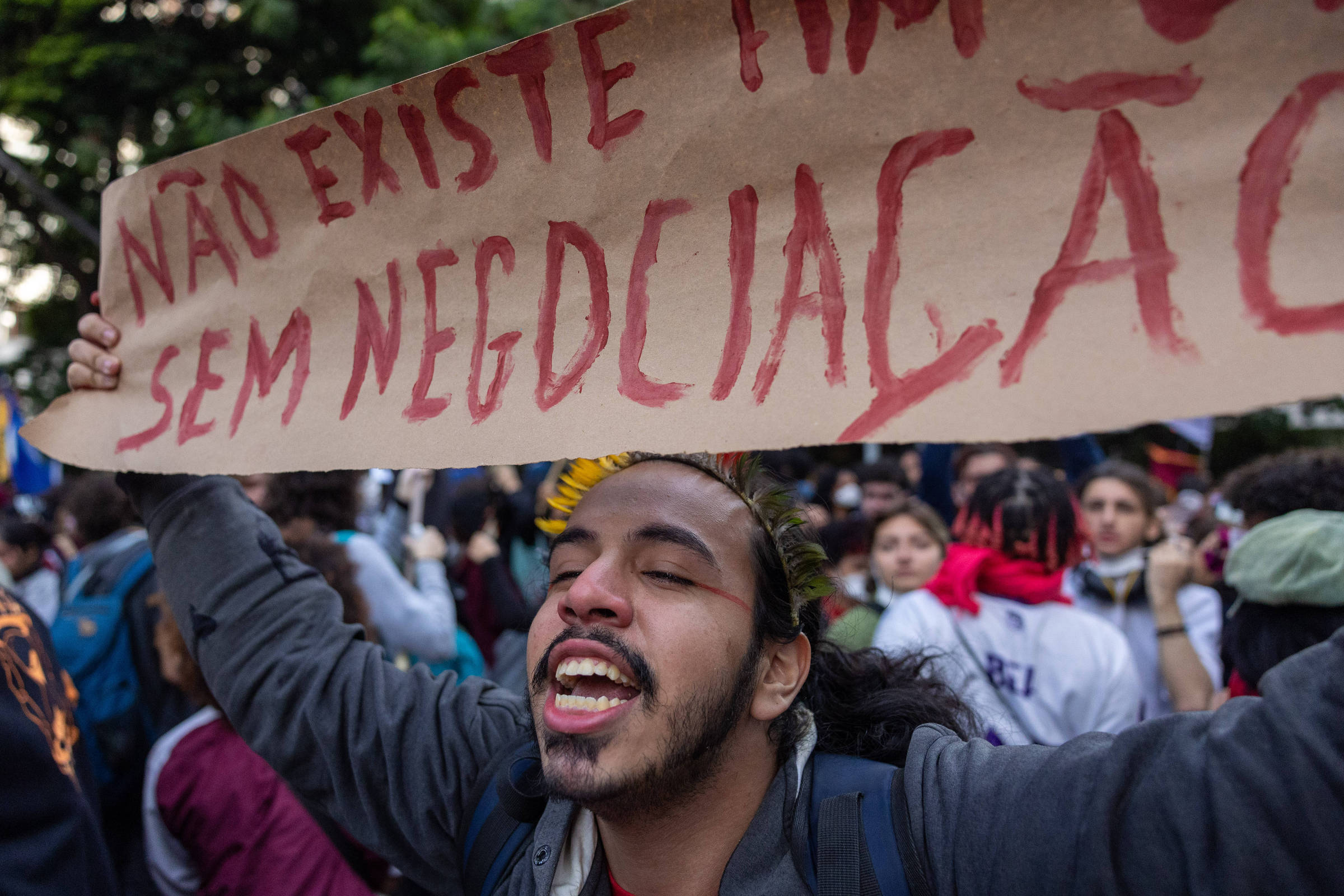 Professores da USP assinam carta em apoio à greve estudantil
