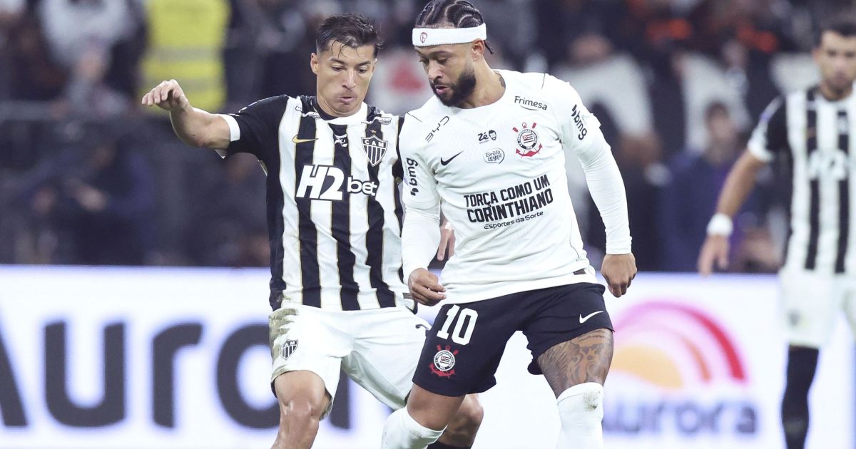 Corinthians aguarda respostas e vê Memphis mobilizado por permanência