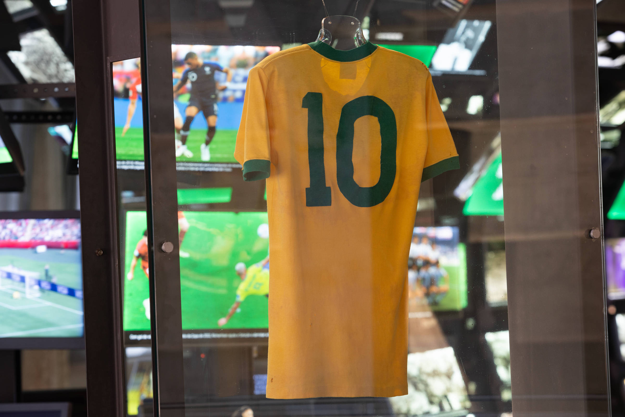 As jornadas da camisa amarela