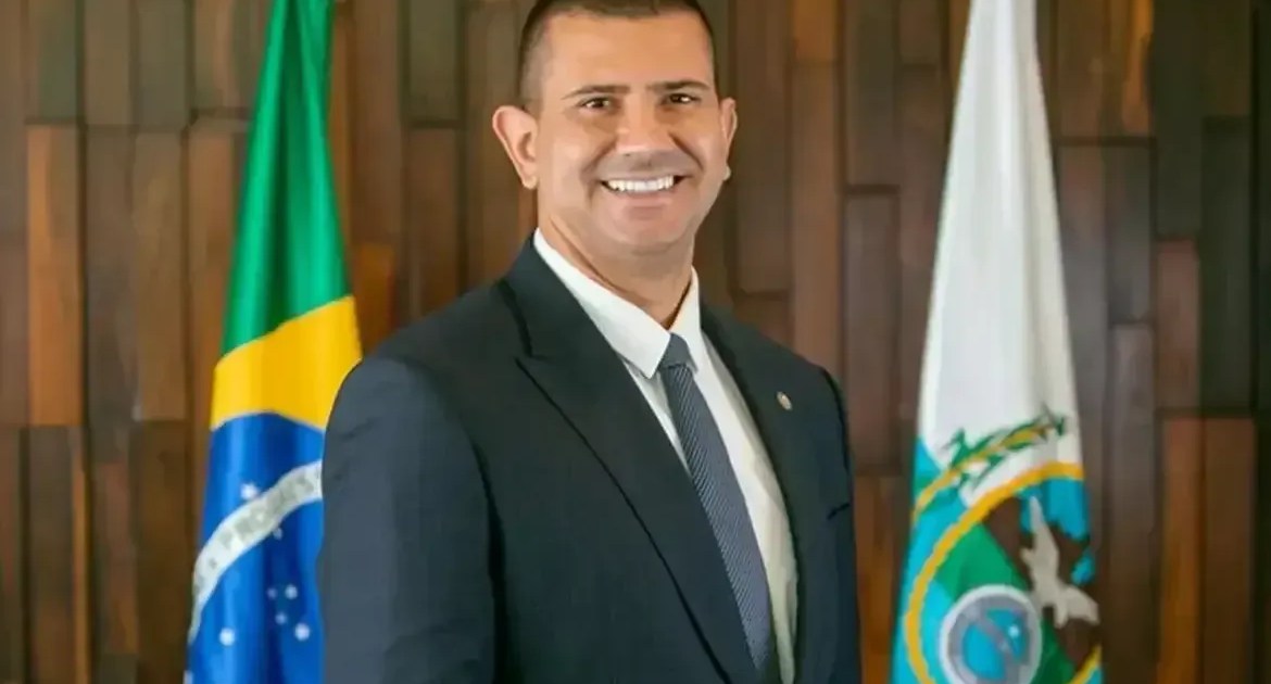 Douglas Ruas é eleito governador do RJ após retotalização dos votos